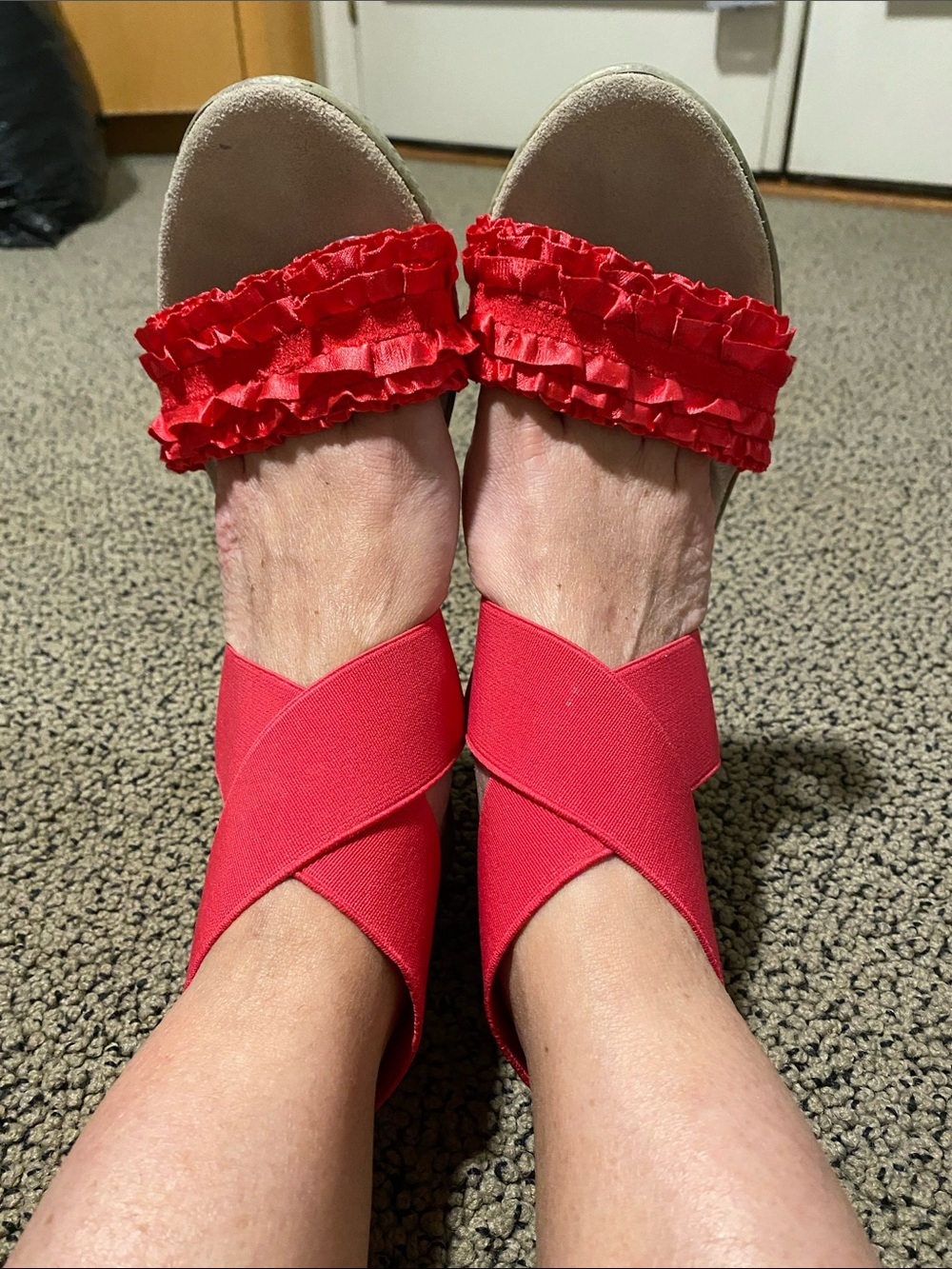 CHARLESTON SHOE CO. Red Ruffle & Crisscross Elastic Sandals